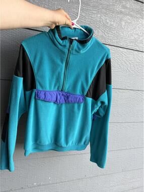 Moonstone Teal and Black Colorblock Fleece Pullover Sweater